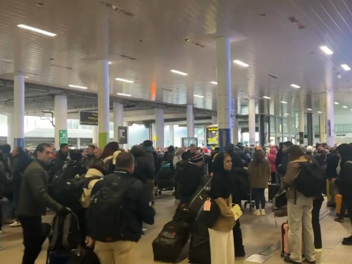 Allarme sicurezza a Londra: evacuato il terminal sud dell