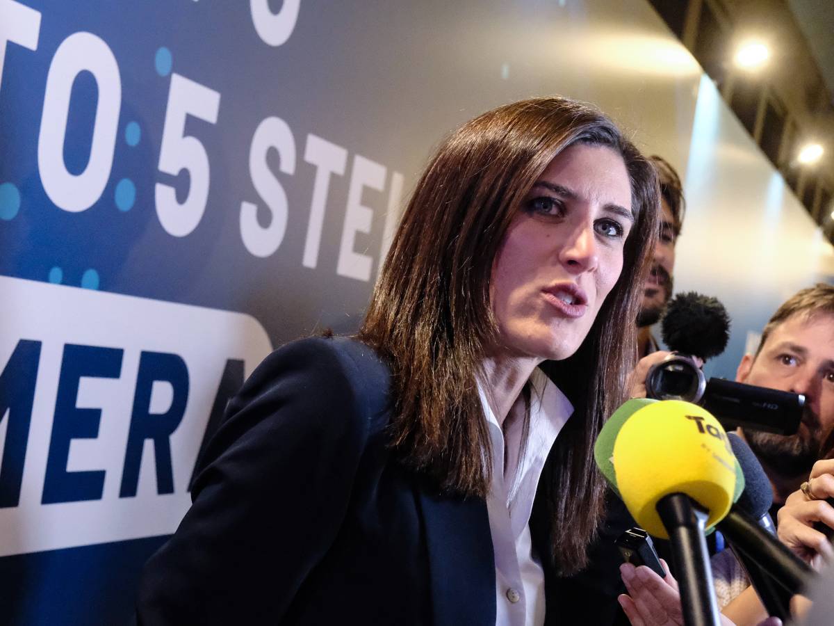 tegola sul m5s chiara appendino si dimette da vicepresidente