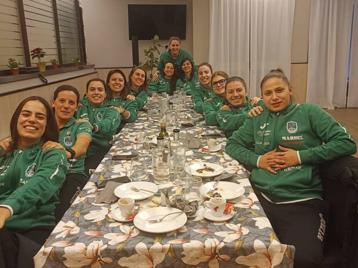 Squadra di calcio femminile derubata a Milano: "Non sappiamo come tornare in Puglia"