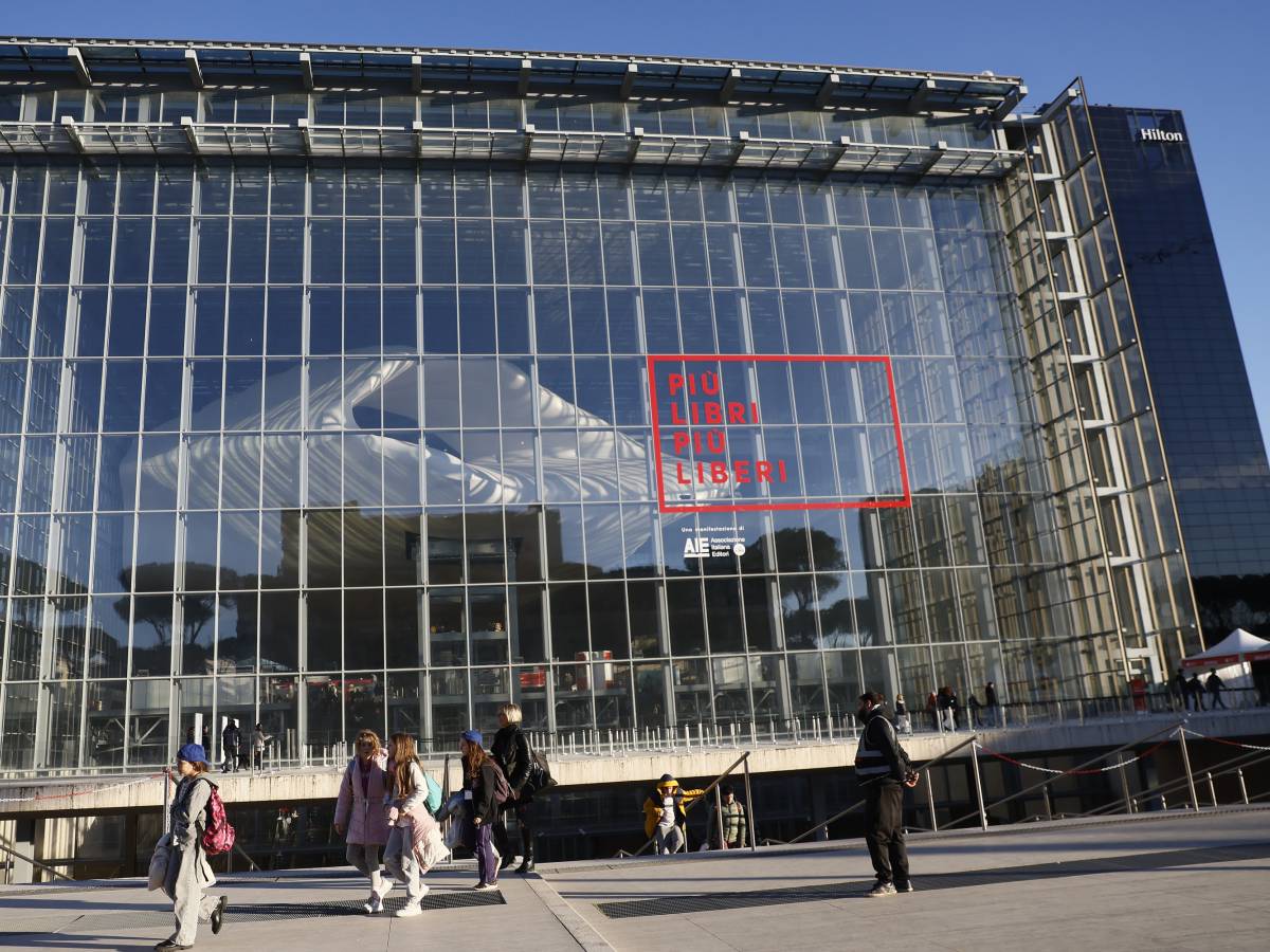 Editori e scrittori censurano un editore. Come nei veri regimi