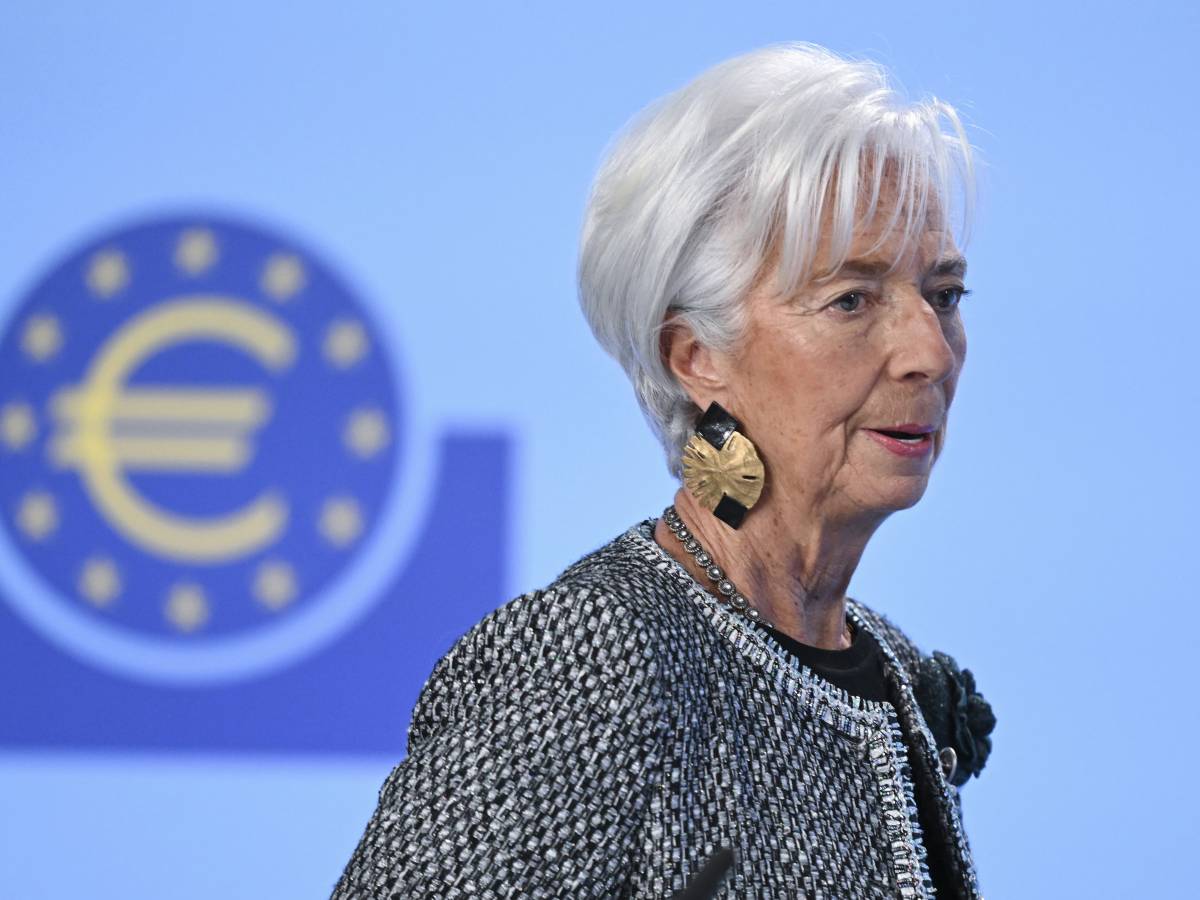 Lagarde: “Pronti a tagliare i tassi, inflazione verso il 2% nel 2025”