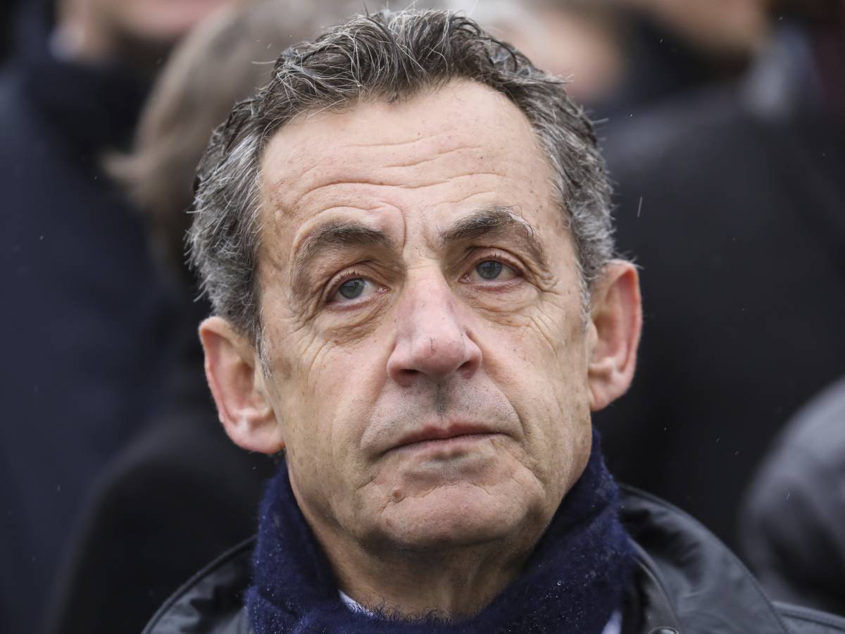 Scandalo fondi da Gheddafi: Sarkozy colpevole di associazione a delinquere