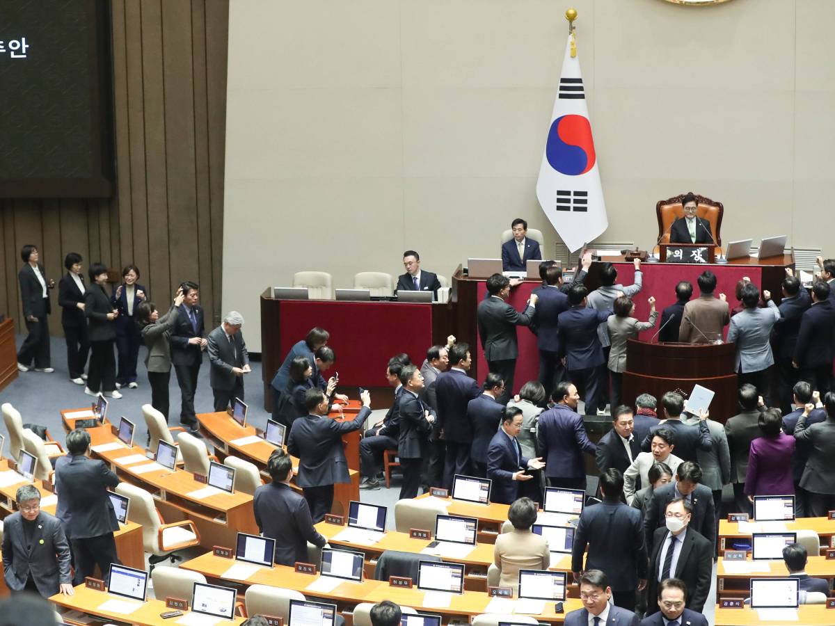 Corea senza pace: doppio impeachment