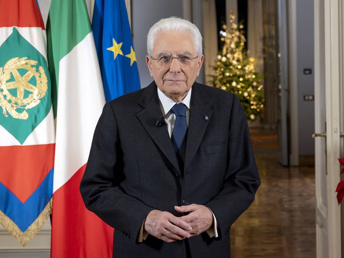 Affondo di Putin contro Mattarella: "È blasfemo". La difesa di Meloni: "Insultata l