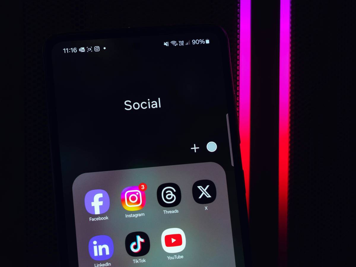 I Rischi della Salute Mentale sui Social: Come Proteggere i Giovani