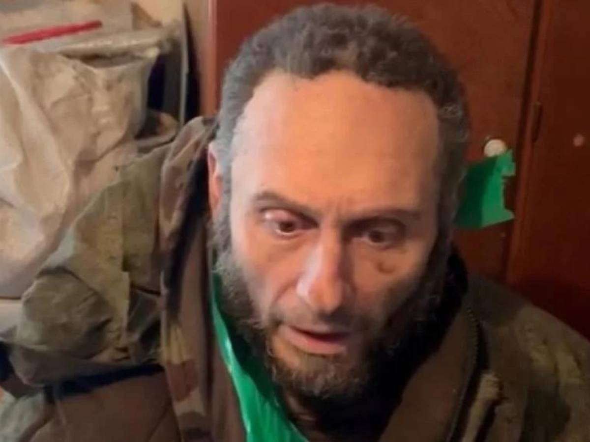 finisce la fuga di gianni cenni il pizzaiolo italiano che combatteva con i russi arrestato a roma da Ilgiornale.it finisce la fuga di gianni cenni il pizzaiolo italiano che combatteva con i russi arrestato a roma