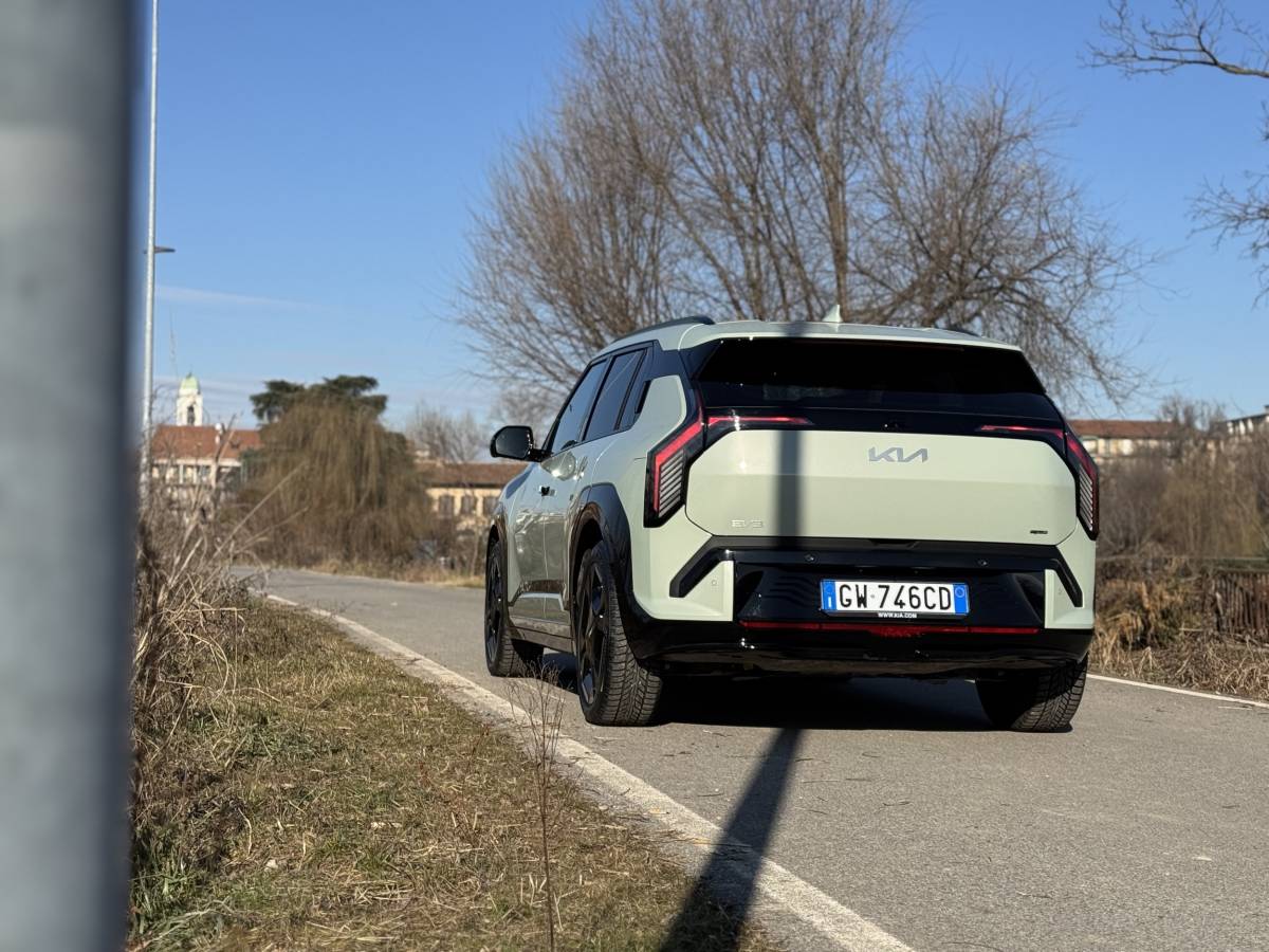 KIA EV3: guarda la gallery del nuovo SUV elettrico efficiente e accessibile 18