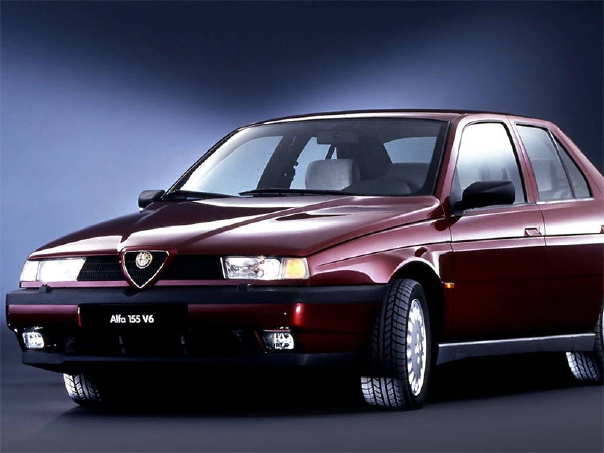 Le cinque auto più iconiche degli anni ’90 - Alfa Romeo 155