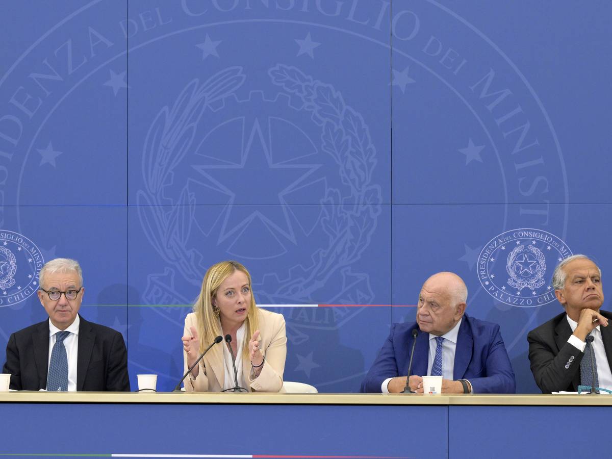 Caso Almasri, il tribunale dei ministri ha rifiutato l Caso Almasri, il tribunale dei ministri ha rifiutato l