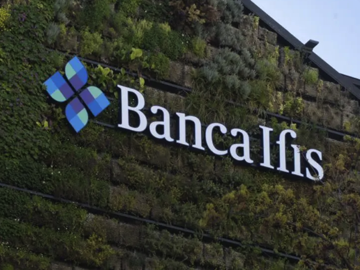 ifis cade in piazza affari sul taglio dei profitti ma la banca 232 solida da Ilgiornale.it ifis cade in piazza affari sul taglio dei profitti ma la banca 232 solida