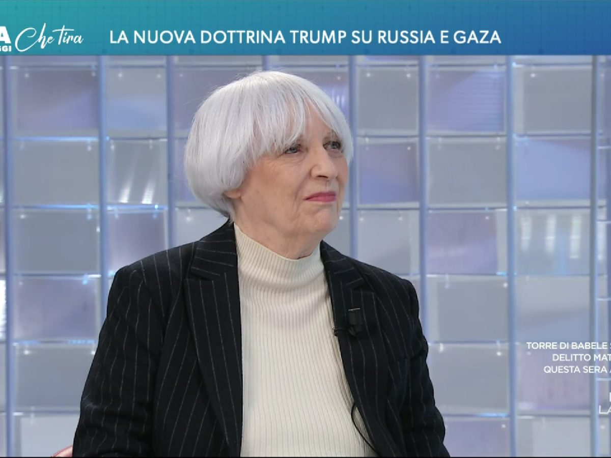 Il delirio di Ginevra Bompiani in tv: "Trump? Un imbecille"