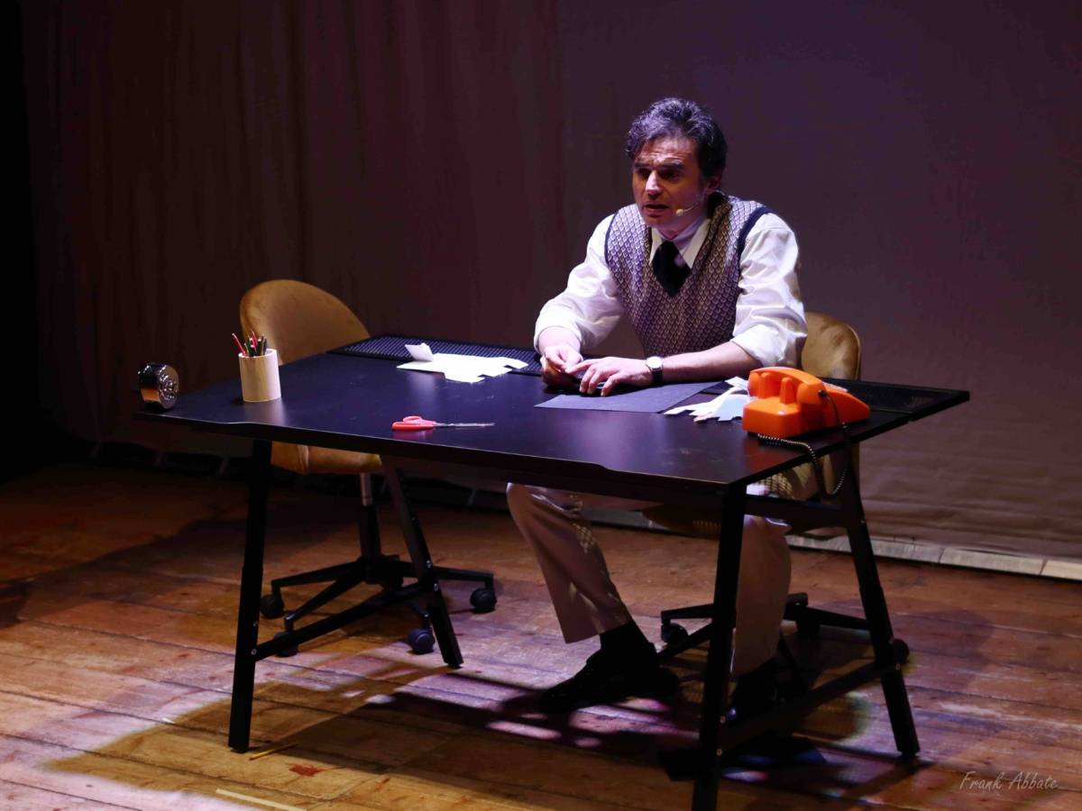 un amore di buzzati diventa pi232ce a teatro da Ilgiornale.it un amore di buzzati diventa pi232ce a teatro
