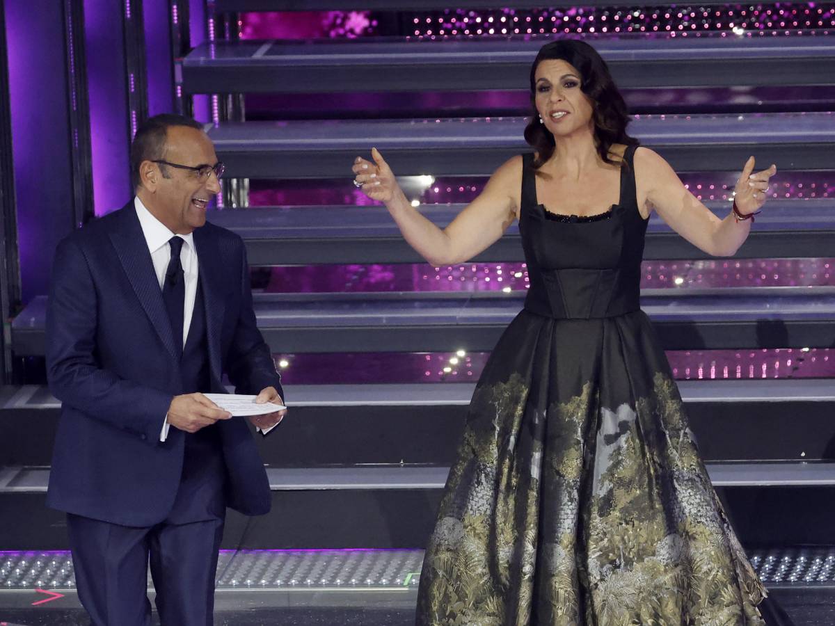 Numeri romani e ministro del Made in Italy: la parodia a Sanremo di Geppi Cucciari