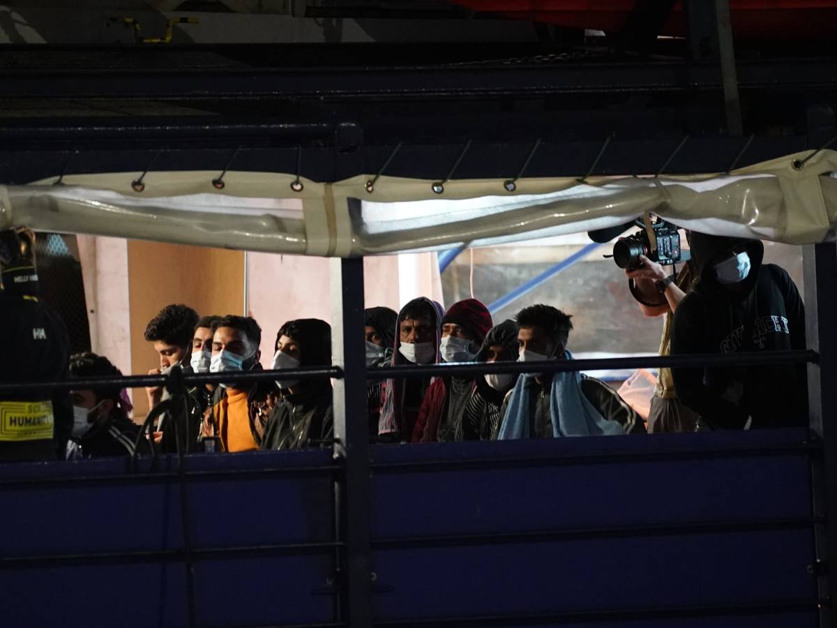 640mila euro alla ong chi finanzia le barche tedesche per recuperare migranti nel mediterraneo da Ilgiornale.it 640mila euro alla ong chi finanzia le barche tedesche per recuperare migranti nel mediterraneo