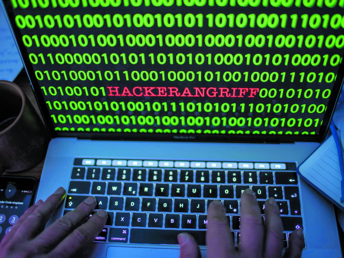 Con un semplice Pdf i cyber criminali riescono ad accedere al tuo computer: a cosa bisogna stare attenti Con un semplice Pdf i cyber criminali riescono ad accedere al tuo computer: a cosa bisogna stare attenti