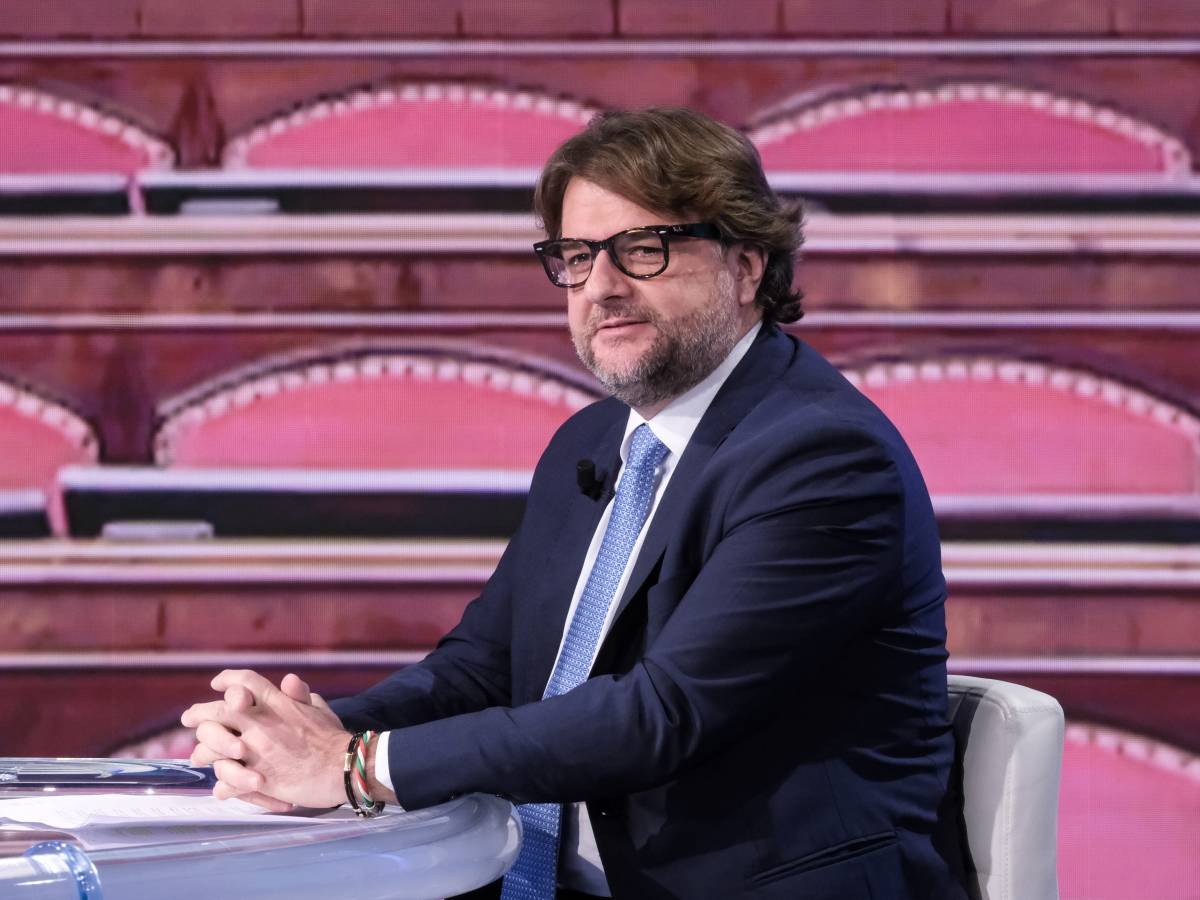 Comunali, il centrodestra stringe sul voto anticipato. Fi: "FdI dica cosa vuole fare"