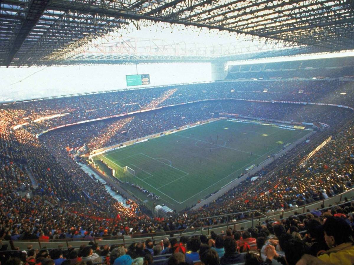 gelosa della squadra del cuore quando il calcio diventa un rivale in amore