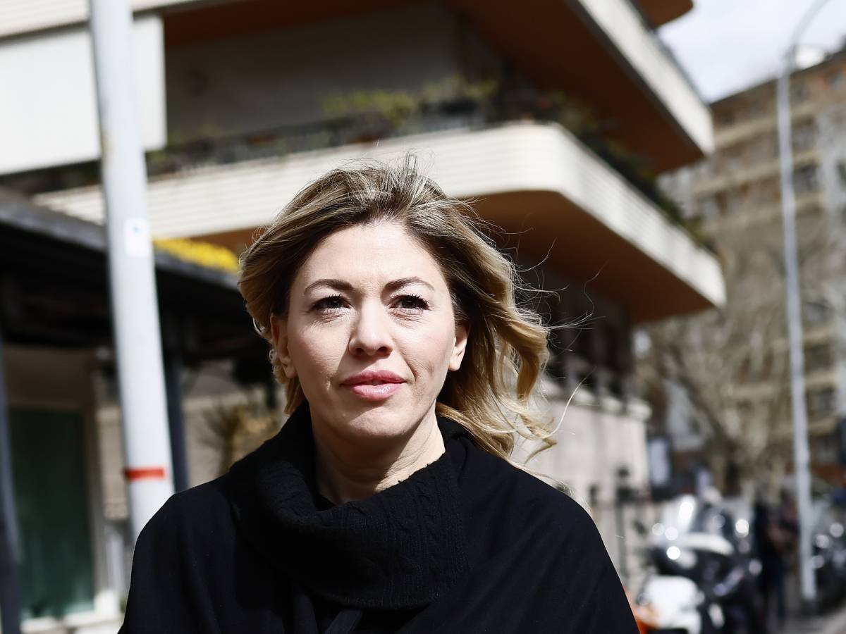 le chat della boccia finiscono al garante e lei protesta violata la mia privacy da Ilgiornale.it le chat della boccia finiscono al garante e lei protesta violata la mia privacy