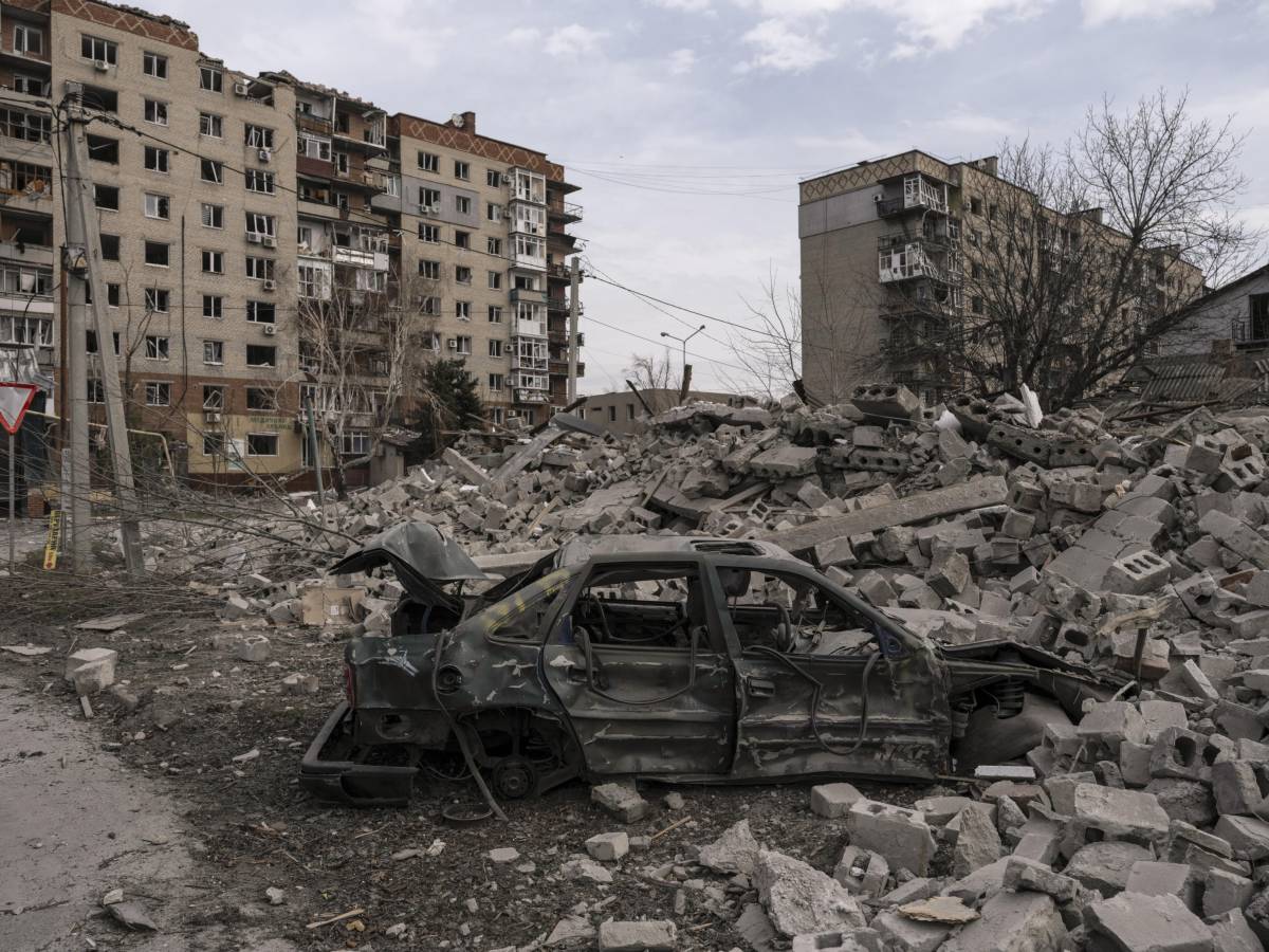 Kiev: controffensiva per liberare Pokrovsk. Mosca nega: "I soldati ucraini si arrendono"