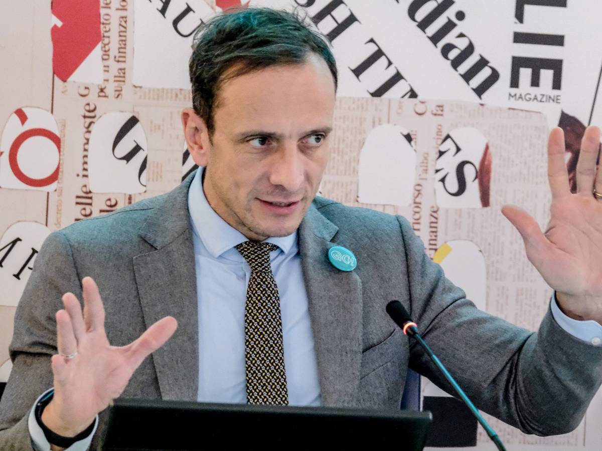 Sindaci e governatori più amati: la classifica che premia il centrodestra Sindaci e governatori più amati: la classifica che premia il centrodestra