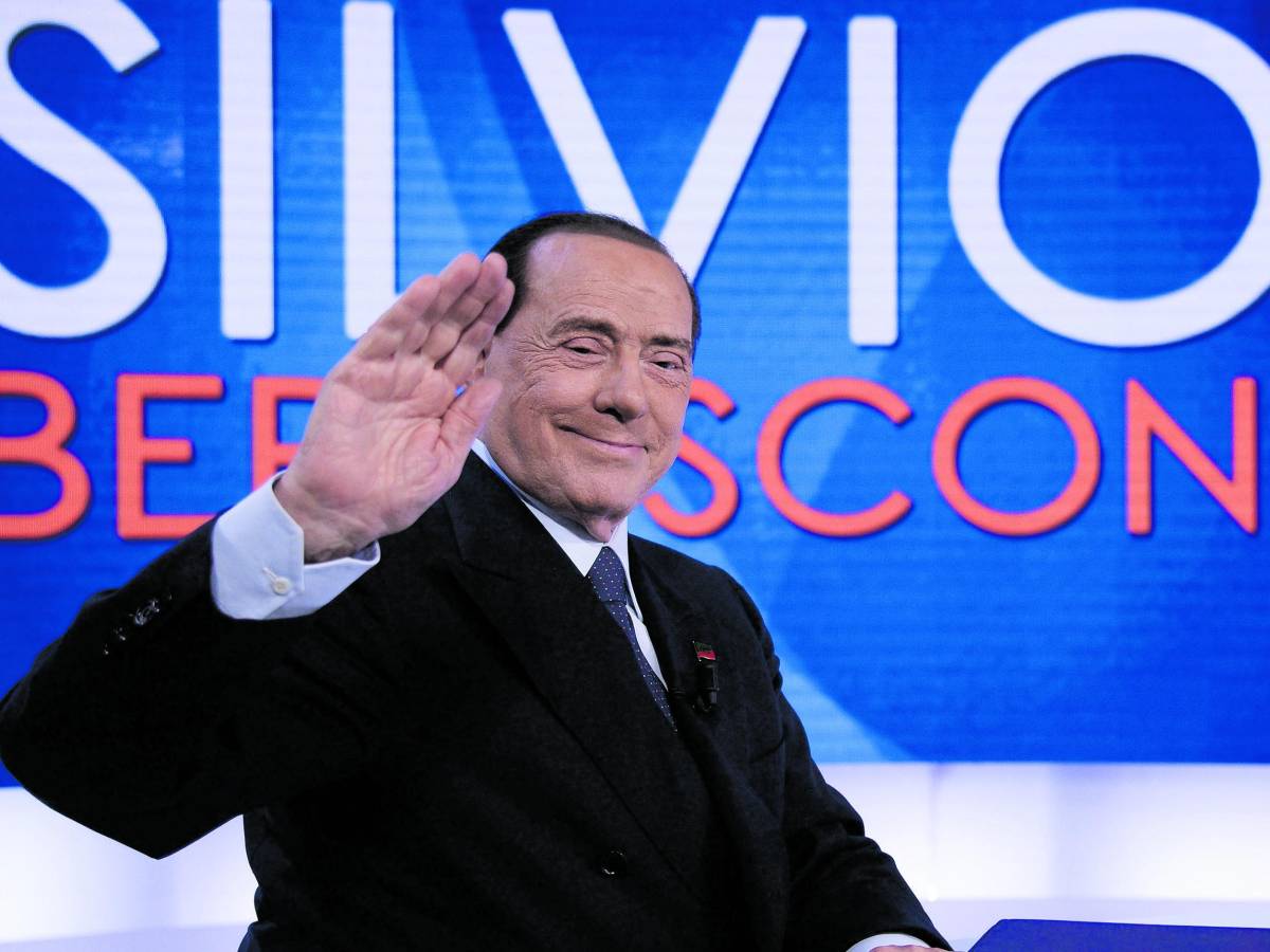 ma quando c era silvio8230 la canzone tormentone dedicata al presidente da Ilgiornale.it ma quando c era silvio8230 la canzone tormentone dedicata al presidente