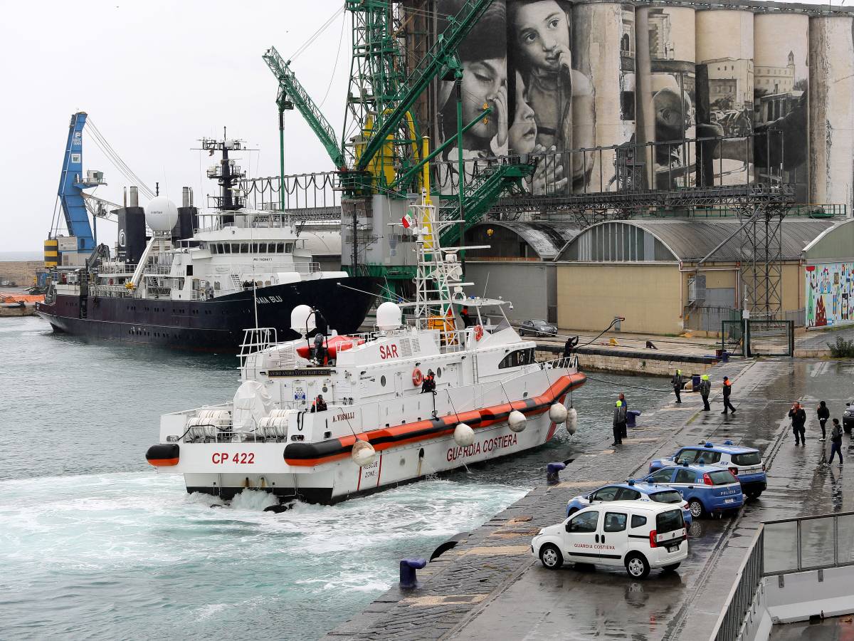 Cpr Albania, il Garante dei detenuti rema contro il governo Cpr Albania, il Garante dei detenuti rema contro il governo