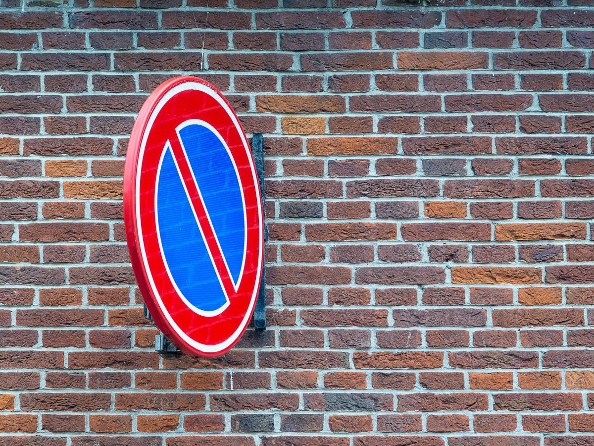 Il divieto di sosta diventa un reato ecco cosa si rischia | la sentenza