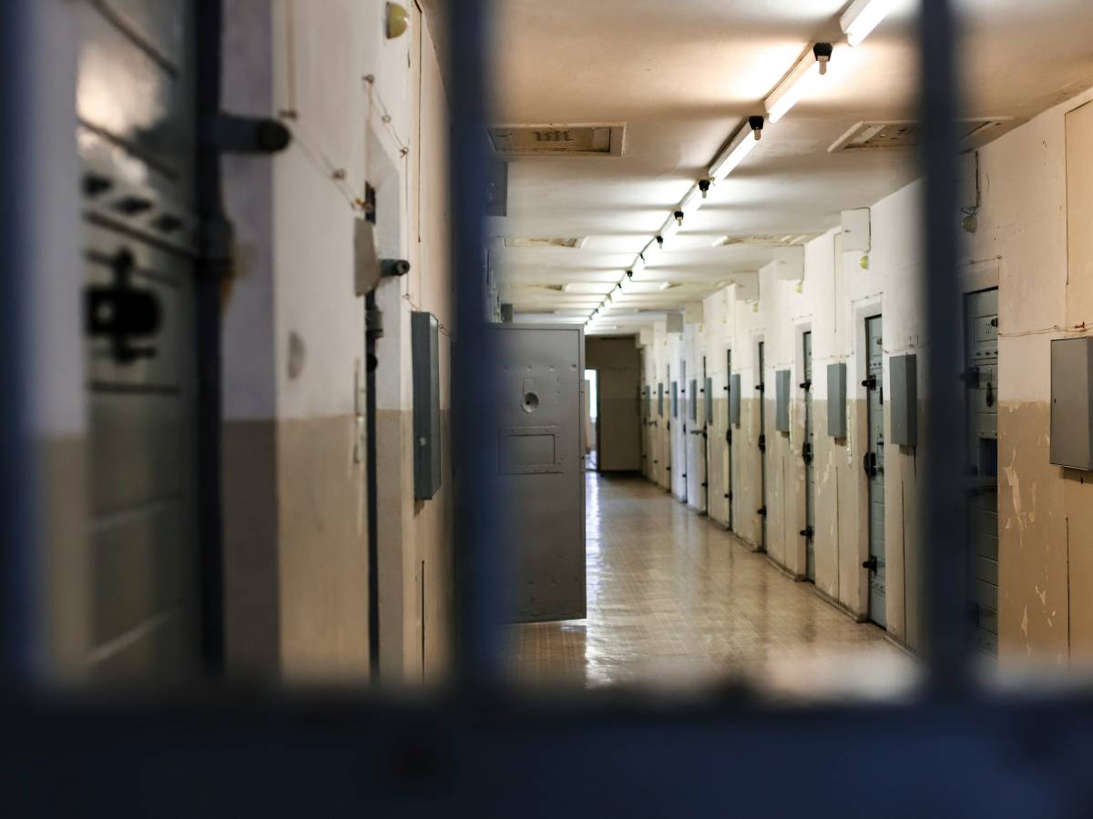 Lasciamo gli affetti a chi è in carcere Lasciamo gli affetti a chi è in carcere