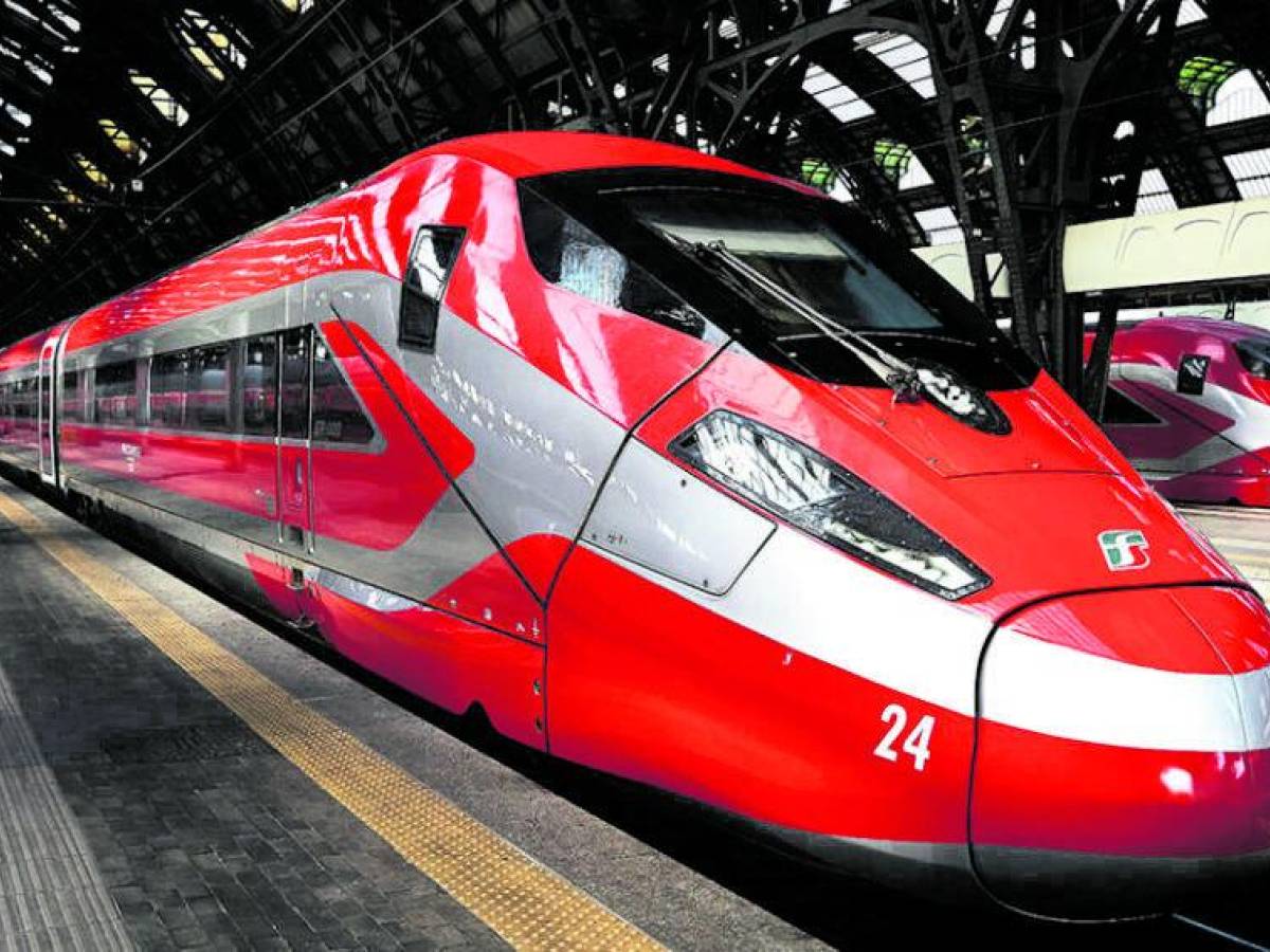 Guardie giurate sui treni per garantire la sicurezza: l Guardie giurate sui treni per garantire la sicurezza: l