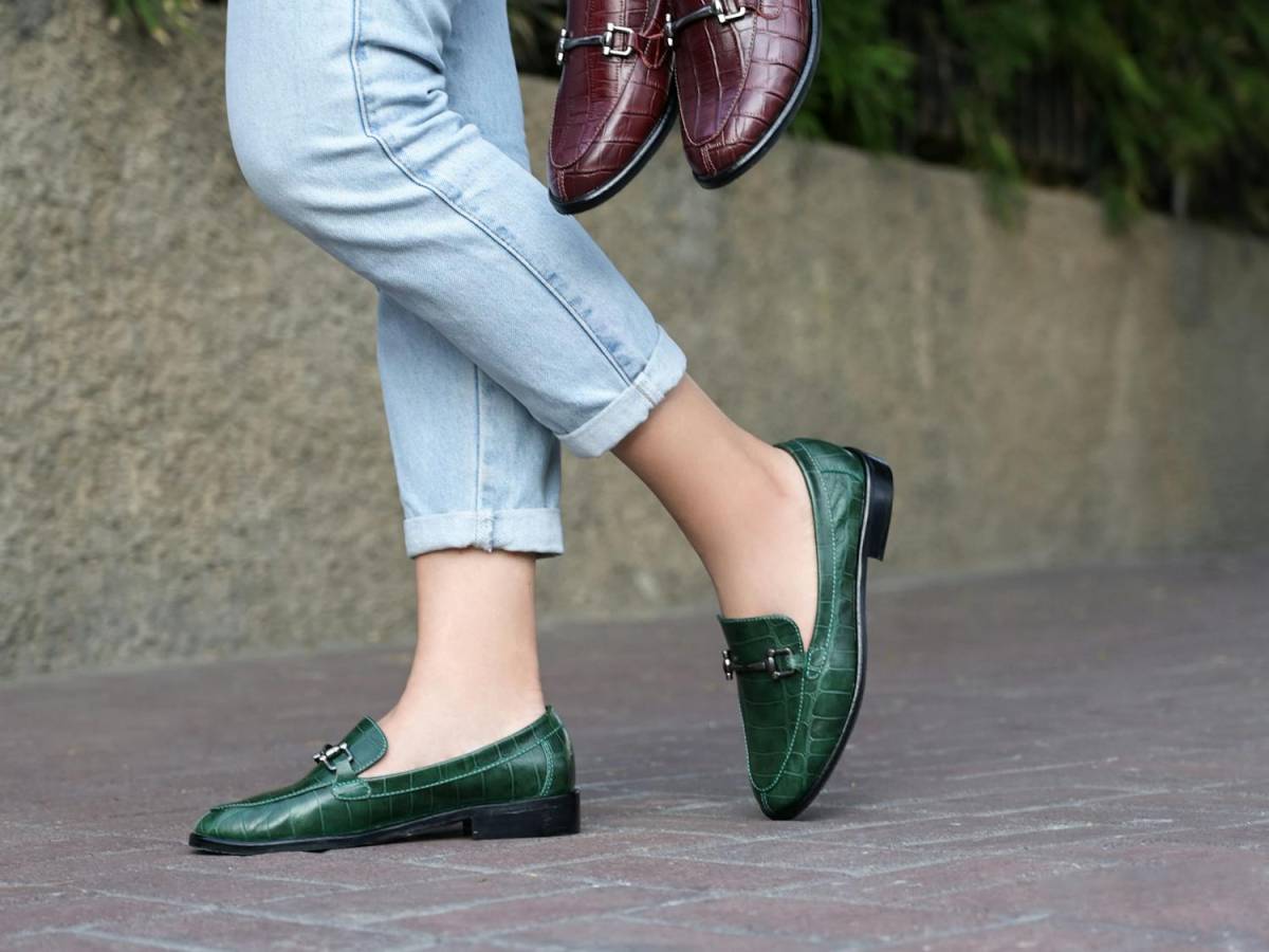 mocassini come abbinarli con abiti o jeans 5 outfit per tutti i giorni da Ilgiornale.it mocassini come abbinarli con abiti o jeans 5 outfit per tutti i giorni