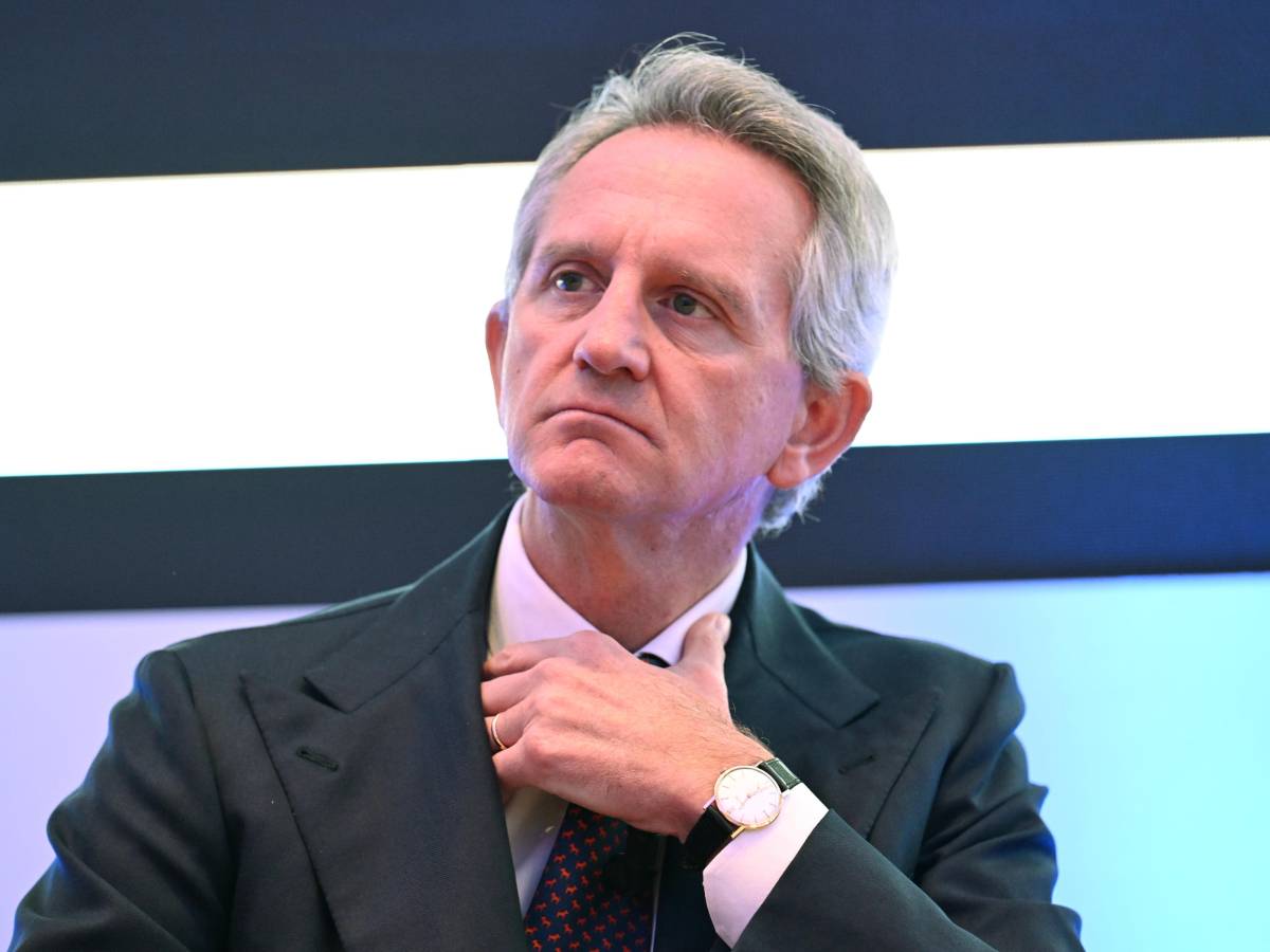 mps mediobanca vinci il traghettatore