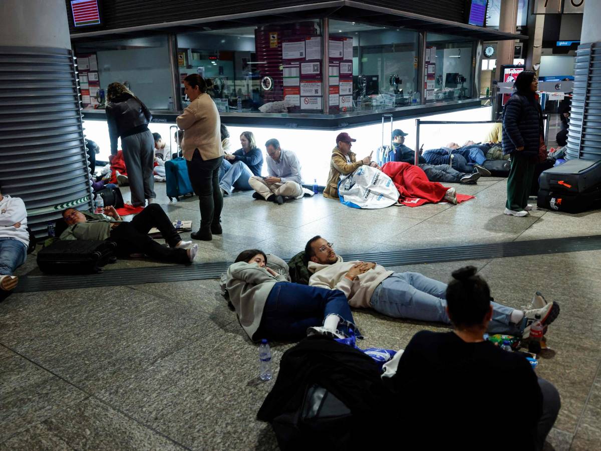 eccessiva tensione svelate le cause del blackout in spagna
