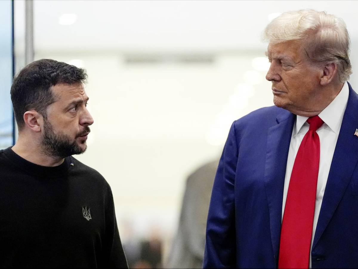 La sfida dei colloqui Mosca Kiev. Zelensky: "Pronto a vedere Putin" La sfida dei colloqui Mosca Kiev. Zelensky: "Pronto a vedere Putin"