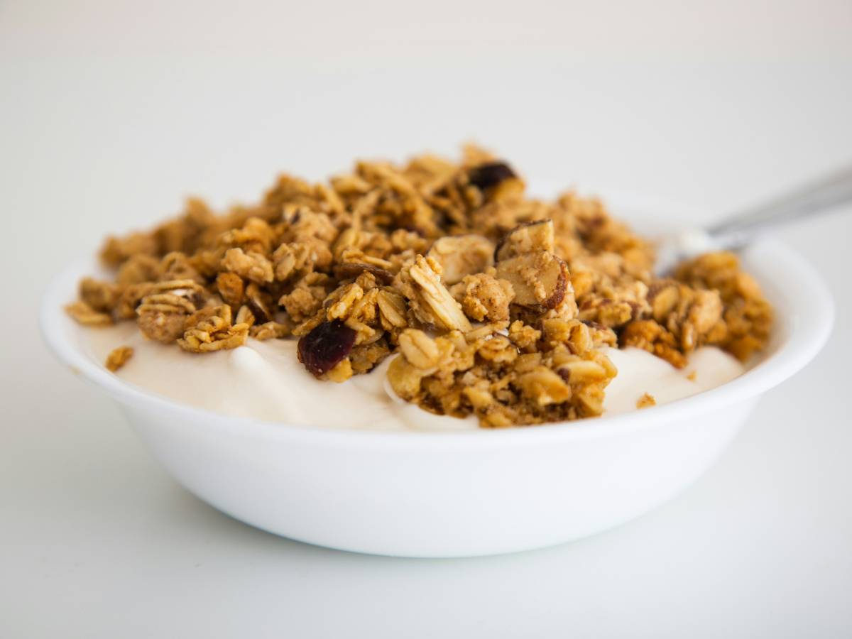 Brucia Grassi Naturalmente: La Guida Definitiva ai 13 Alimenti Più Efficaci per Perdere Peso (con Scienza!)