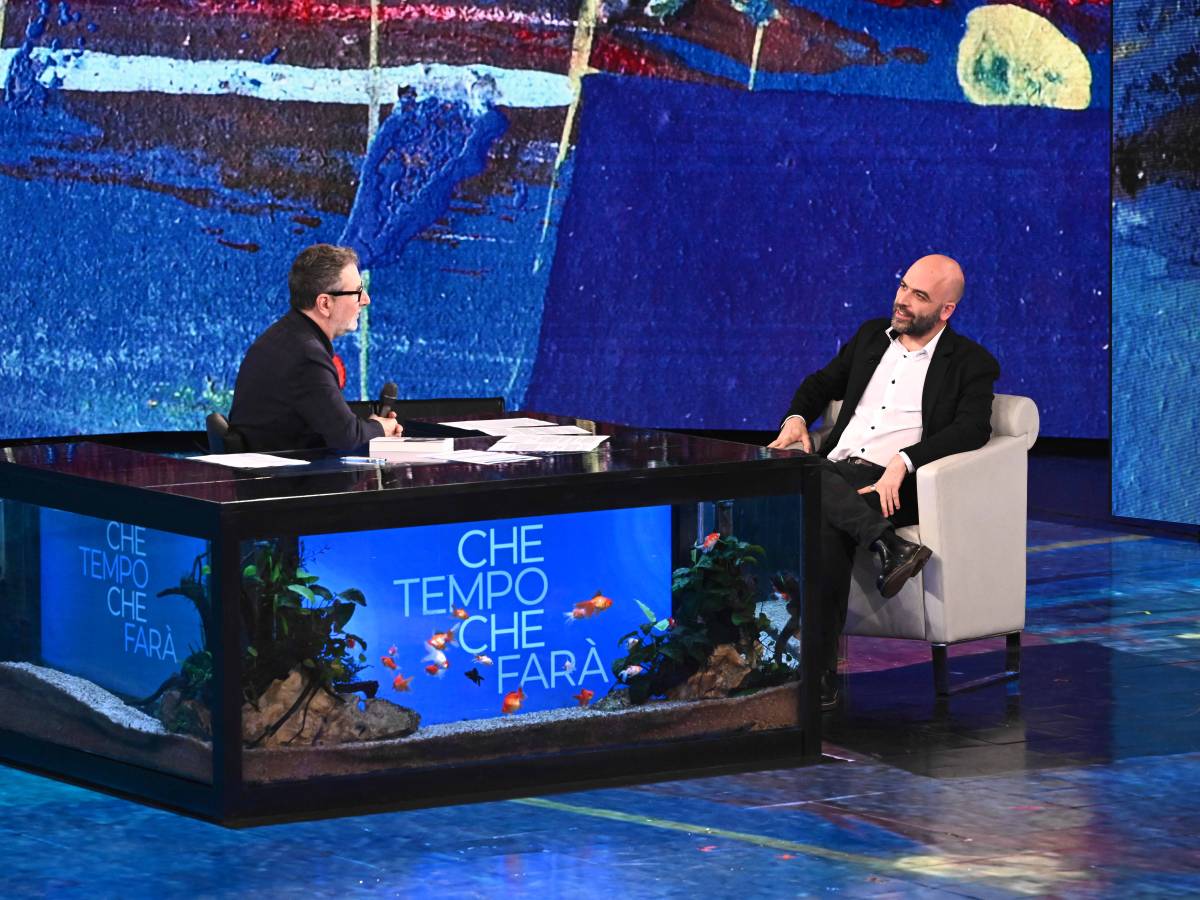 "Essere un simbolo ha un prezzo da pagare". E Saviano fa la vittima da Fazio