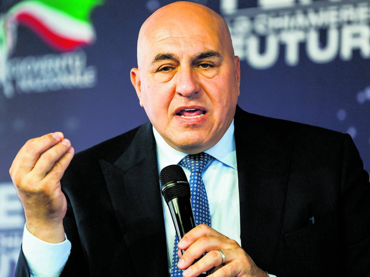 Crosetto: "Netanyahu sbaglia tutto, a Gaza superato il limite"