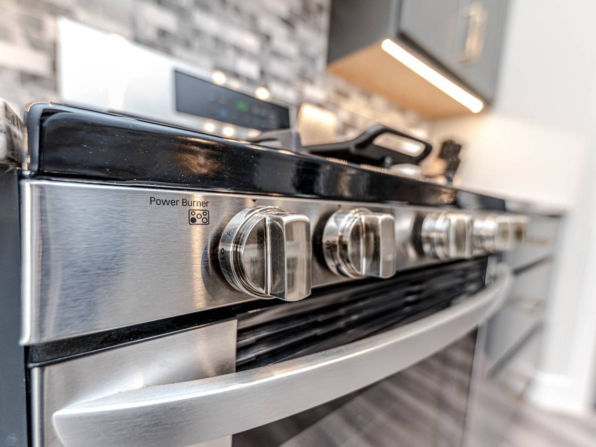 Forno elettrico, trucchi per utilizzarlo riducendo i consumi Forno elettrico, trucchi per utilizzarlo riducendo i consumi