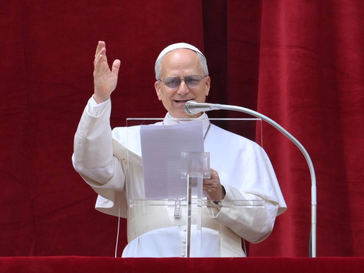 Primo Regina Coeli per Papa Leone XIV: "Mai più la guerra" Primo Regina Coeli per Papa Leone XIV: "Mai più la guerra"