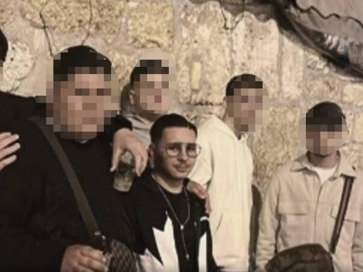 la foto la collanina la scarrellata un altro fermo per la strage di monreale da Ilgiornale.it la foto la collanina la scarrellata un altro fermo per la strage di monreale