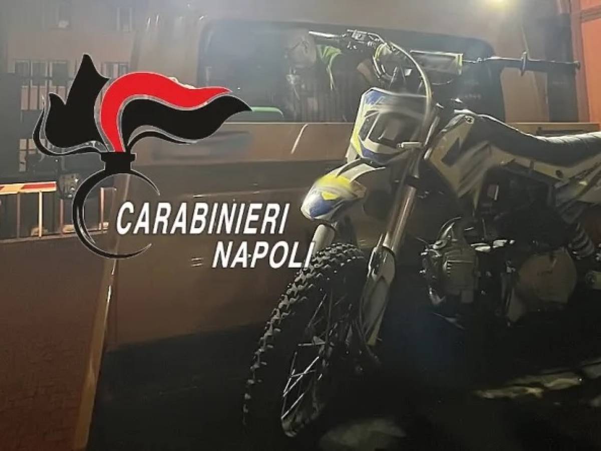 baby centauro di 9 anni sfreccia su mini moto tra la folla follia per le vie di napoli da Ilgiornale.it baby centauro di 9 anni sfreccia su mini moto tra la folla follia per le vie di napoli