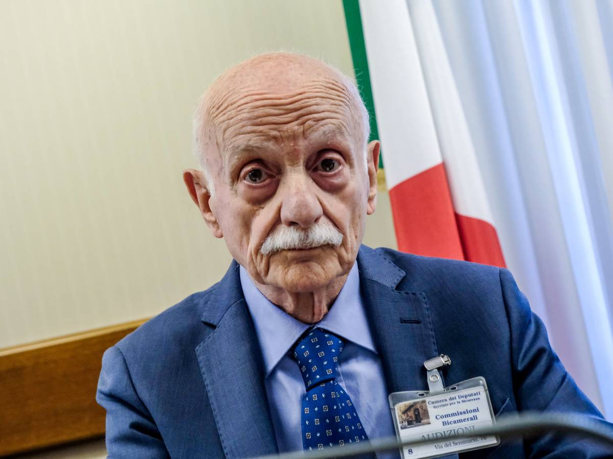 il generale mori risponde ai 5s le considerazioni su scarpinato le hanno fatte 4 magistrati non io da Ilgiornale.it il generale mori risponde ai 5s le considerazioni su scarpinato le hanno fatte 4 magistrati non io