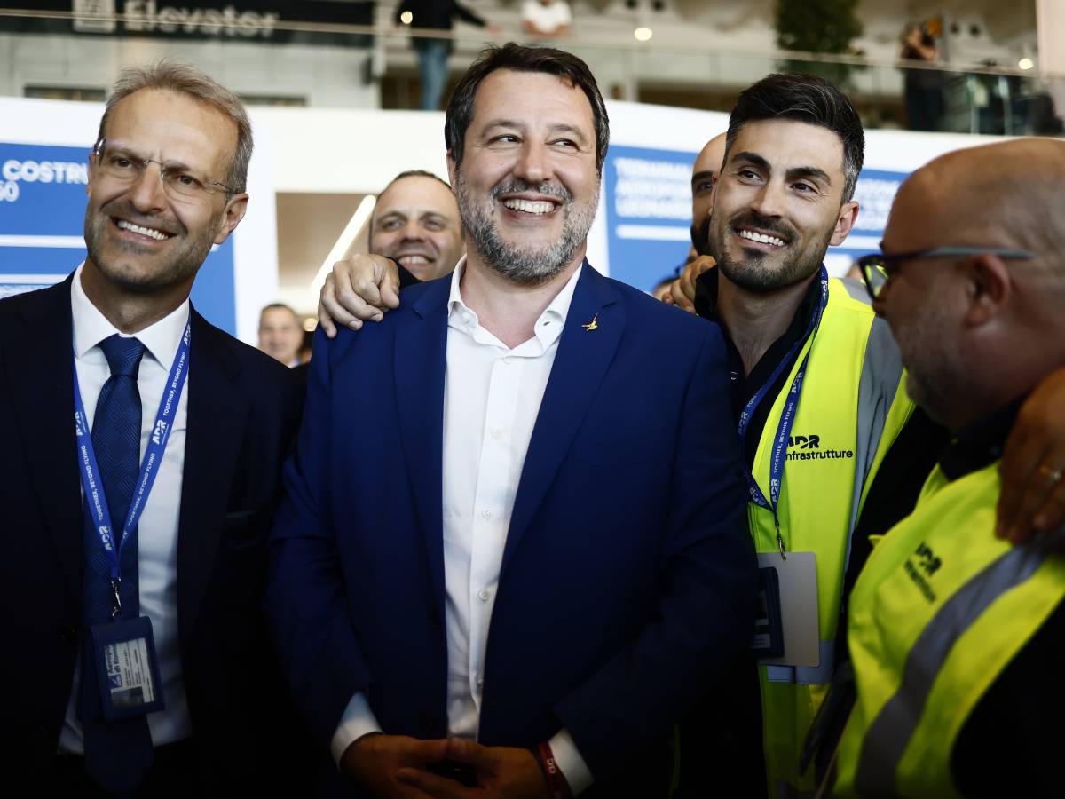 AdR ridisegna il Terminal 3. Salvini: "Lo scalo cresca ancora" AdR ridisegna il Terminal 3. Salvini: "Lo scalo cresca ancora"