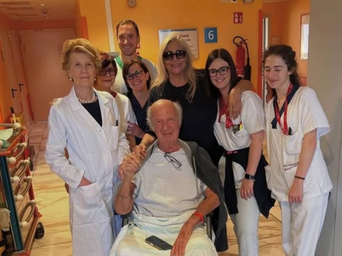 nicola carraro la foto in ospedale con mara venier cosa è successo da Ilgiornale.it nicola carraro la foto in ospedale con mara venier cosa è successo