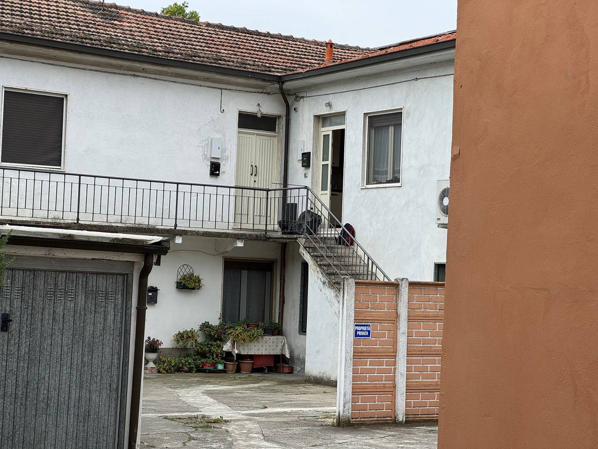 garlasco perquisizioni a casa di sempio e due amici cosa si cerca in un canale da Ilgiornale.it garlasco perquisizioni a casa di sempio e due amici cosa si cerca in un canale