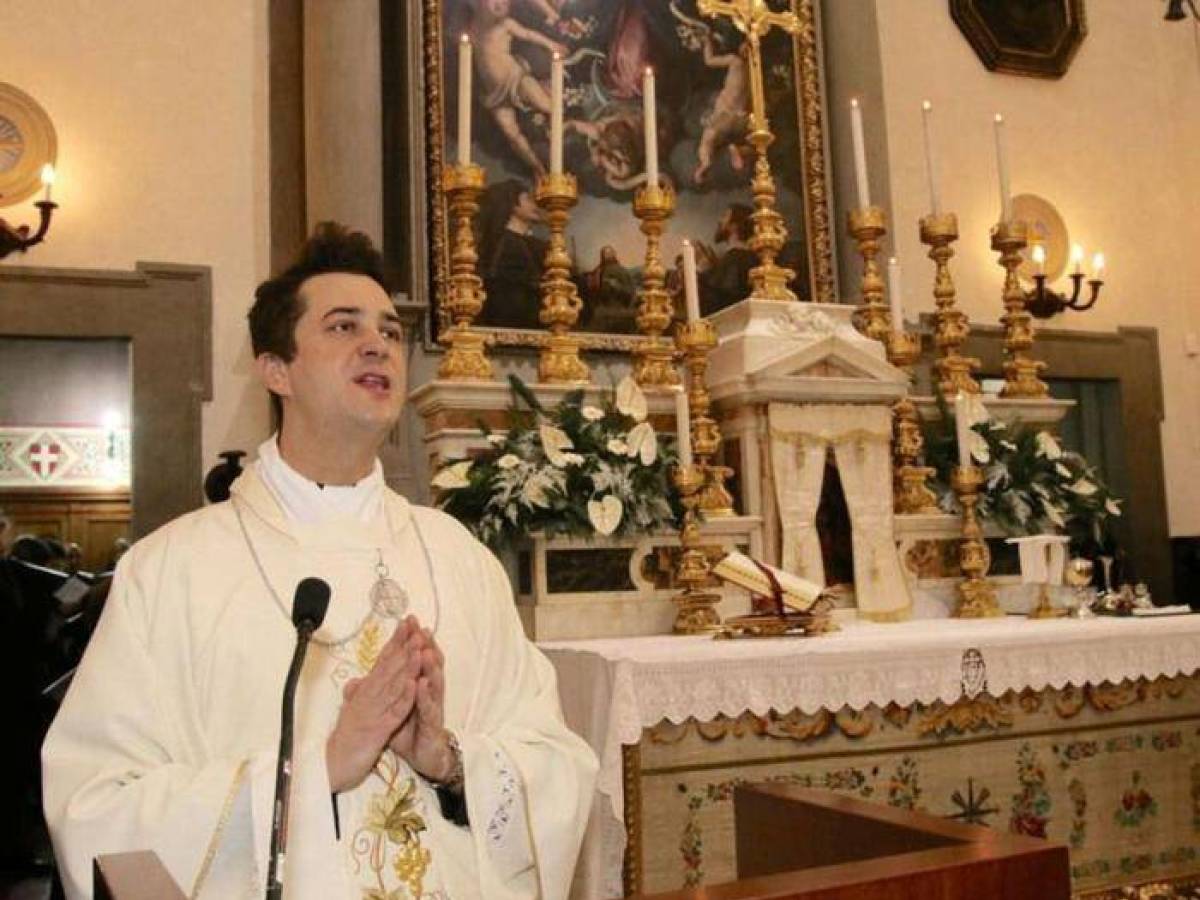 Sesso, droga e festini con i soldi dei fedeli: cosa fa ora l Sesso, droga e festini con i soldi dei fedeli: cosa fa ora l