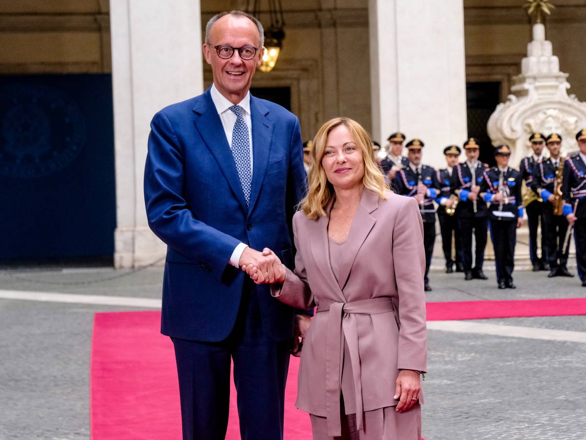 Merz-Meloni, l'asse "Merzoni" che mette all'angolo Macron - il Giornale
