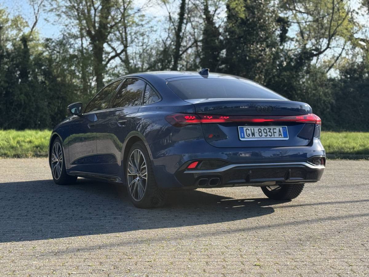 Audi A5 TDI: guarda la gallery della nuova berlina ibrida tedesca 10