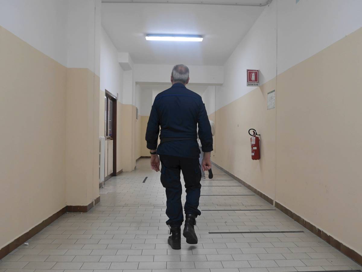 la nuova mafia milanese un consorzio tra famiglie da Ilgiornale.it la nuova mafia milanese un consorzio tra famiglie