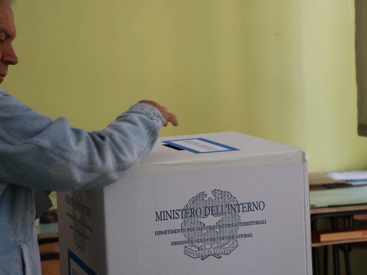 Una legge elettorale che garantisca stabilità. O si rischia l Una legge elettorale che garantisca stabilità. O si rischia l