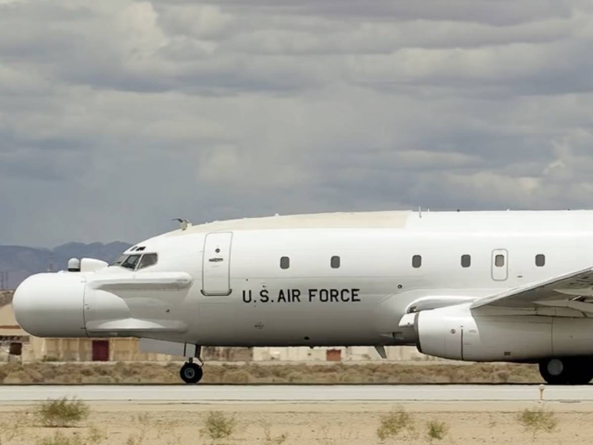 l aereo spia usa rat55 comparso durante il lancio di artemis ii cosa sappiamo da Ilgiornale.it l aereo spia usa rat55 comparso durante il lancio di artemis ii cosa sappiamo